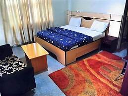 LEISURE SPRING HOTEL