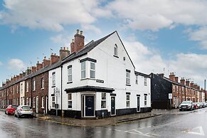 Harcourt Apartments