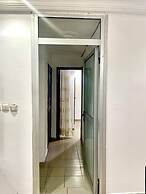 2 Bed Apt Sleeps 5 - Wifi, Parking, Balcony
