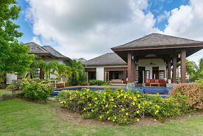 Breezin Villa in Deans