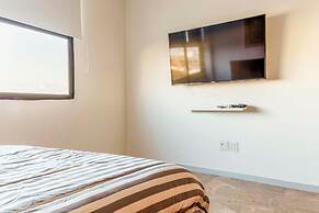 Exclusive 5th Ave Apt with Private Pool