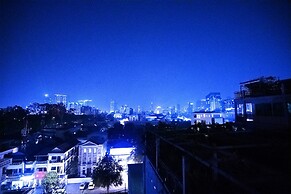 Daun Penh Palace Boutique