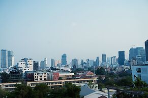 Daun Penh Palace Boutique