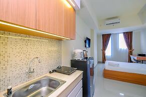 Comfy Studio At Evenciio Margonda Apartment