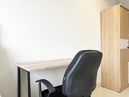Homey And Serene 1Br At The Mansion Kemayoran Apartment