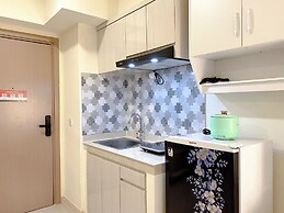 Homey 2Br At Meikarta Apartment