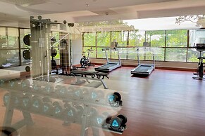 Homey Studio Room Gateway Park Lrt City Bekasi Apartment