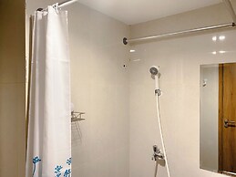 Homey Studio Room Gateway Park Lrt City Bekasi Apartment