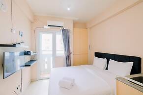 Best Homey And Cozy Studio (No Kitchen) At Green Pramuka City Apartmen