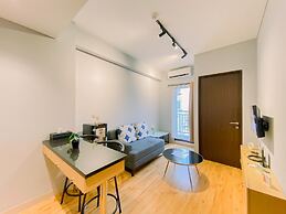 Modern Look 2Br At Transpark Cibubur Apartment