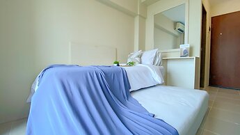 Homey And Best Place Studio Tifolia Apartment