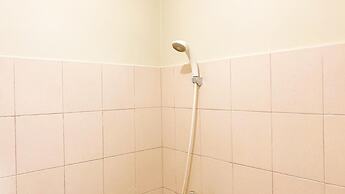 Homey And Best Place Studio Tifolia Apartment