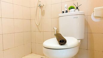 Homey And Best Place Studio Tifolia Apartment