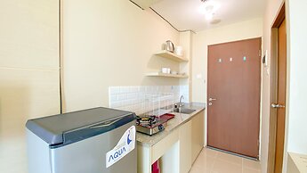 Good Place And Tidy Studio Tifolia Apartment