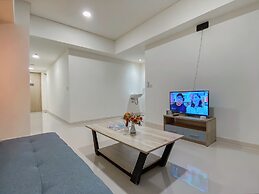 Warm And Homey 1Br At Meikarta Apartment