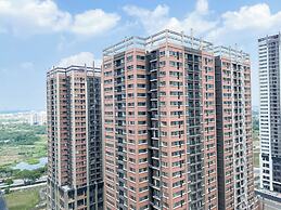 Warm And Homey 1Br At Meikarta Apartment