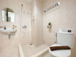 Simply Look 1Br At Boutique Kemayoran Apartment