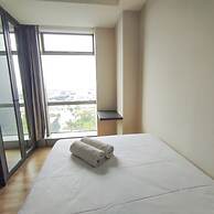 Modern And Comfortable Living At 2Br Grand Sungkono Lagoon Apartment