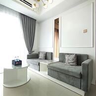 Modern And Comfortable Living At 2Br Grand Sungkono Lagoon Apartment
