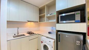 Modern And Cozy Living 1Br At Gold Coast Apartment