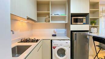 Modern And Cozy Living 1Br At Gold Coast Apartment