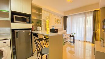 Modern And Cozy Living 1Br At Gold Coast Apartment