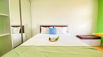 Good And Homey Studio At Belmont Residence Puri Apartment