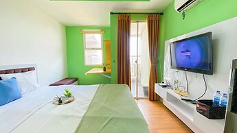 Good And Homey Studio At Belmont Residence Puri Apartment