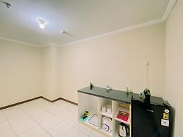 Strategic Location Studio (No Kitchen) At Grand Palace Kemayoran Apart