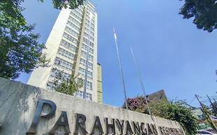 Metropolitan Manor 2Br Apartment At Parahyangan Residence