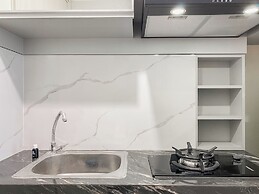 Best Place And Restful Studio At Apartment Springlake Summarecon Bekas