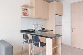 Good Place And Homey 1Br At Tree Park City Bsd Apartment