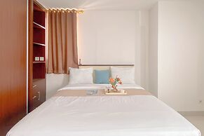 Modern Look Studio Apartment At Azalea Suites