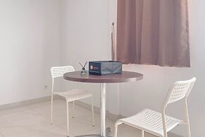 Modern Look Studio Apartment At Azalea Suites