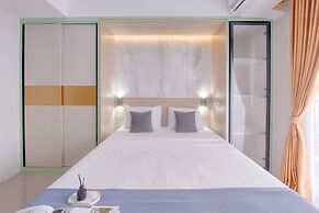 Homey And Comfort Stay Studio Apartment At Anwa Residence