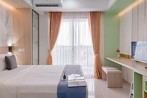 Homey And Comfort Stay Studio Apartment At Anwa Residence