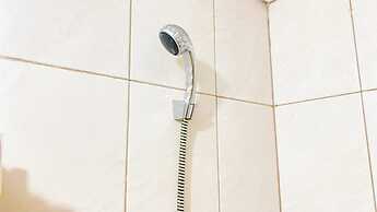 Best Deal And Restful Studio At Amazana Serpong Apartment