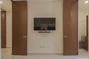 Stylish Condo with Premium Amenities