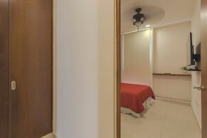 Stylish Condo with Premium Amenities