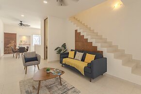 Stylish Condo with Premium Amenities