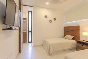 Stylish Condo with Premium Amenities