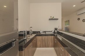 Stylish Condo with Premium Amenities