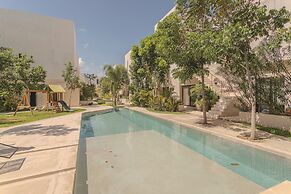 Stylish Condo with Premium Amenities