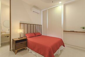 Stylish Condo with Premium Amenities