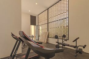 Stylish Condo with Premium Amenities