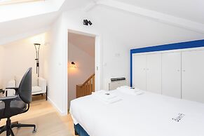 Colorwave Terrace House