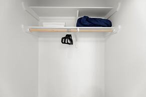 2-Bedroom East Austin Condo-Free Parking