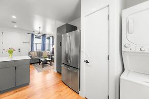 2-Bedroom East Austin Condo-Free Parking