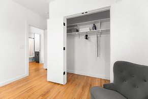 2-Bedroom East Austin Condo-Free Parking