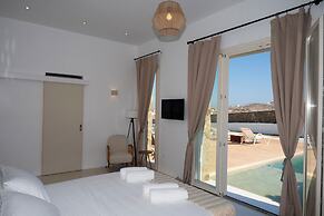 Adyton Luxury Suites & Pools Mykonos
